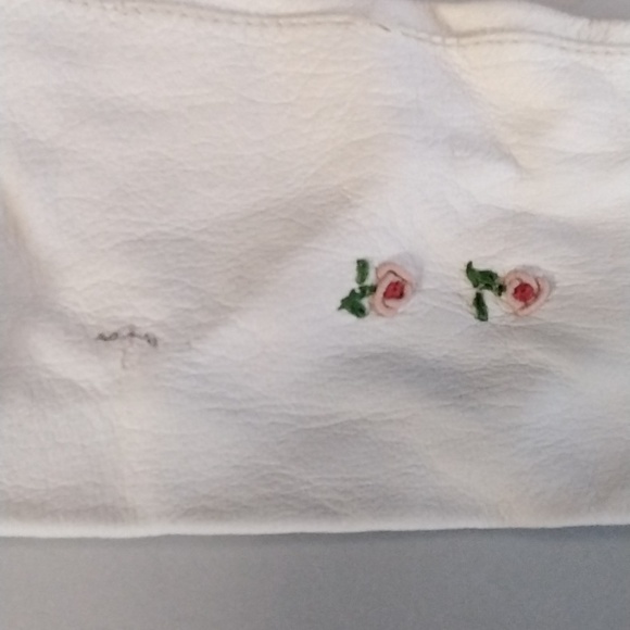 WOMENS KID SKIN LEATHER EMBROIDERED  GLOVES - Picture 3 of 3